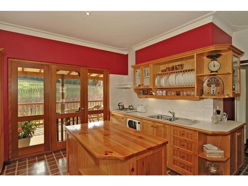 291 Walnut Road, Bickley WA 6076