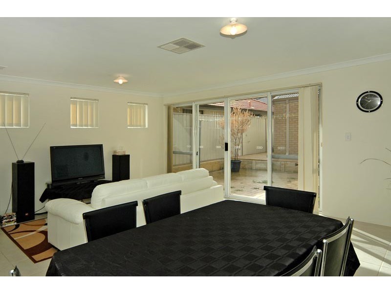 1 Bloomer Lane, Tapping WA 6065