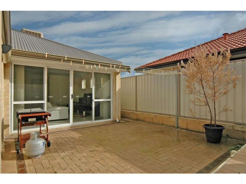 1 Bloomer Lane, Tapping WA 6065