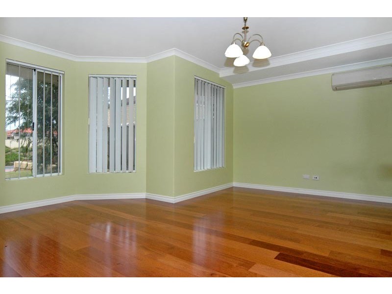 55 Flagtail Outlook, Yanchep WA 6035