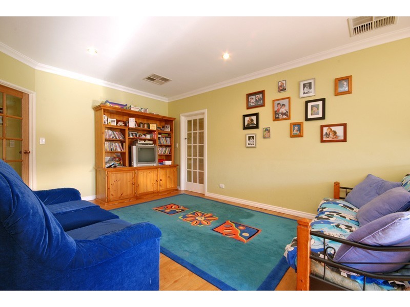 18 Providence Drive, Currambine WA 6028