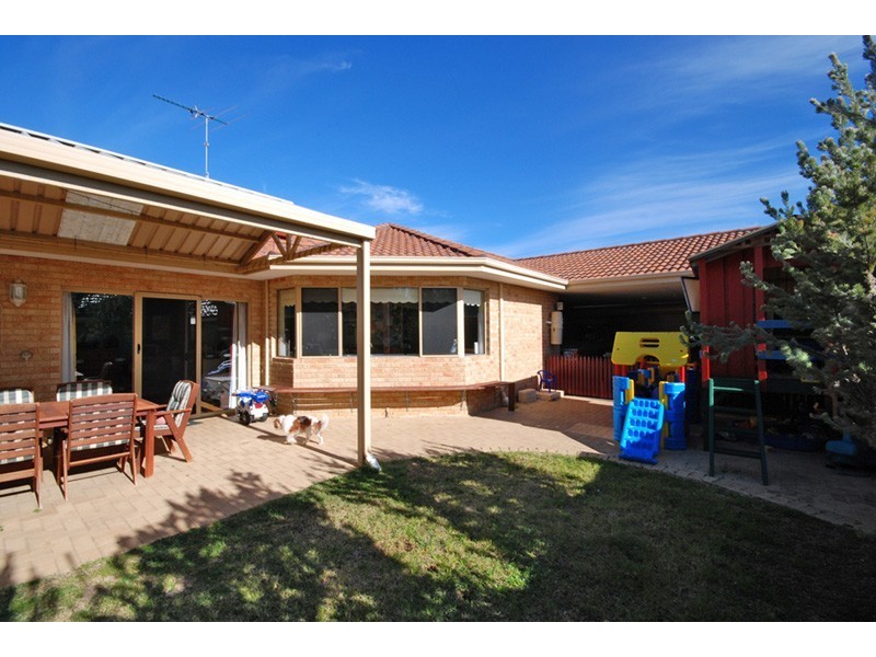 18 Providence Drive, Currambine WA 6028
