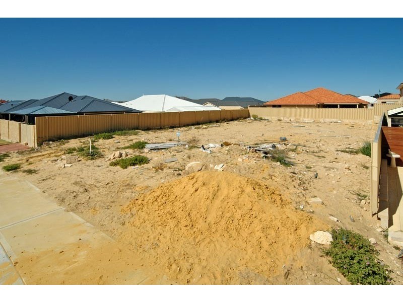 11 Venice Entrance, Iluka WA 6028