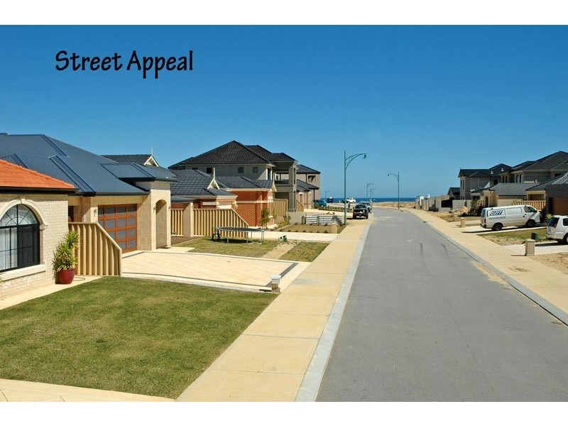 11 Venice Entrance, Iluka WA 6028