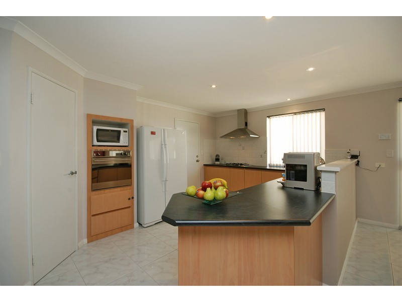 21 Narranbee Ridge, Tapping WA 6065