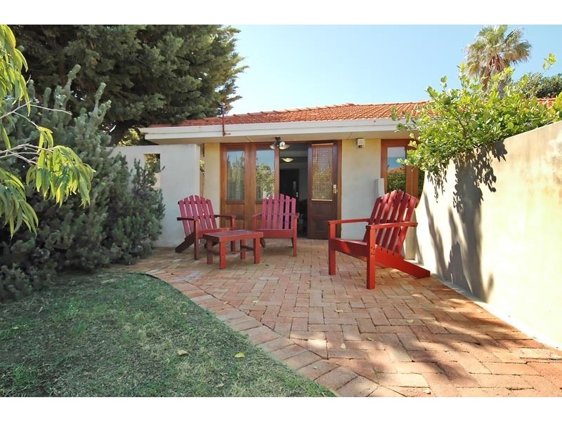 1 Pearsall Gardens, Mullaloo WA 6027