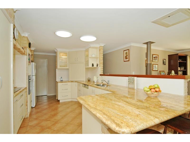 158 Lakelands Drive, Gnangara WA 6065