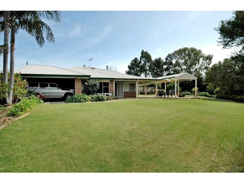 158 Lakelands Drive, Gnangara WA 6065