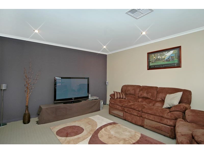 5 Colby Court, Tapping WA 6065