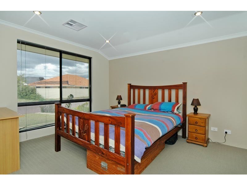 5 Colby Court, Tapping WA 6065