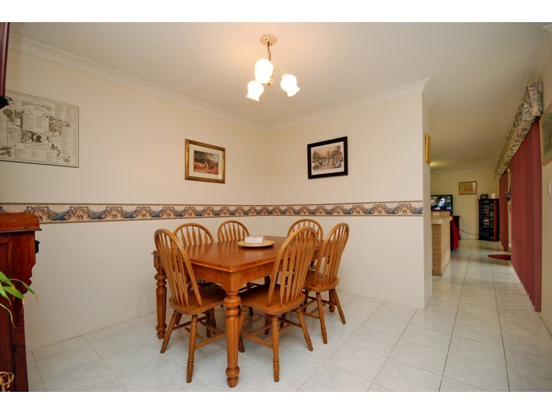 93 Pelican Parade, Ballajura WA 6066