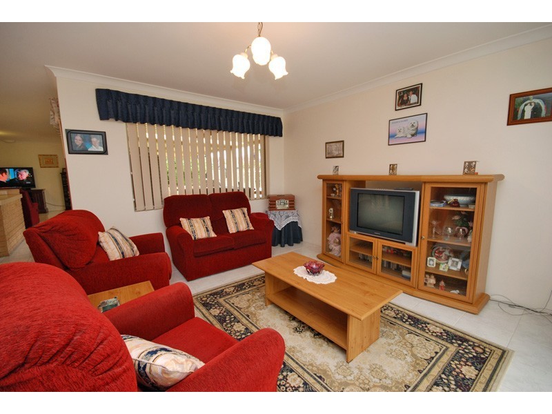 93 Pelican Parade, Ballajura WA 6066