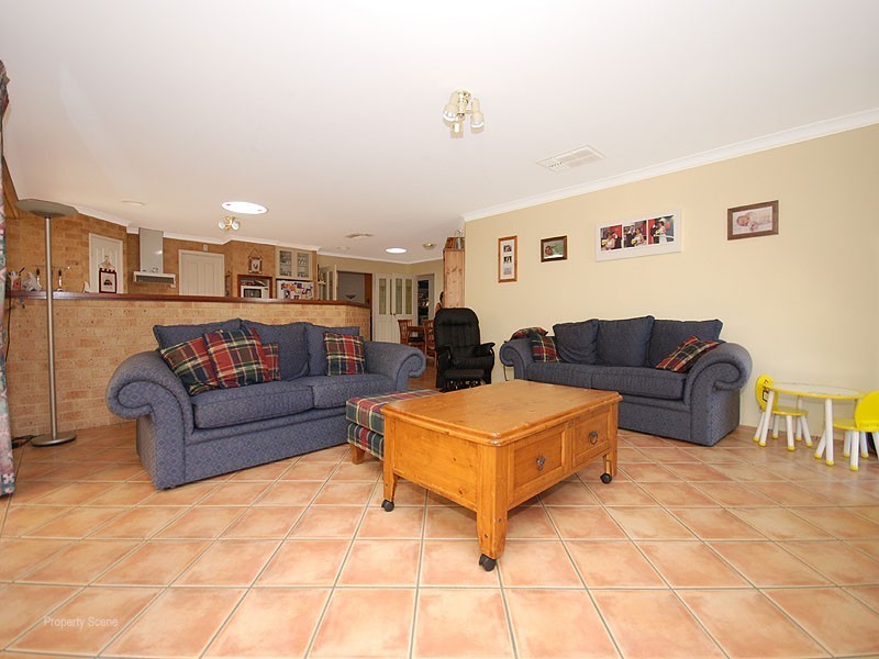 3 Regency Court, Currambine WA 6028