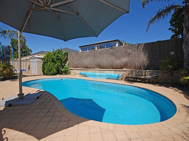 3 Regency Court, Currambine WA 6028