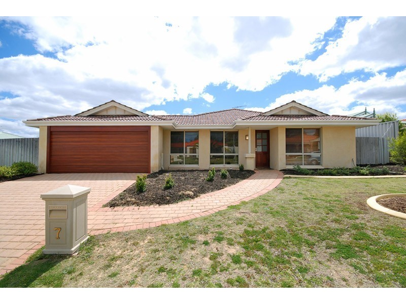 7 Wilcannia Elbow, Currambine WA 6028
