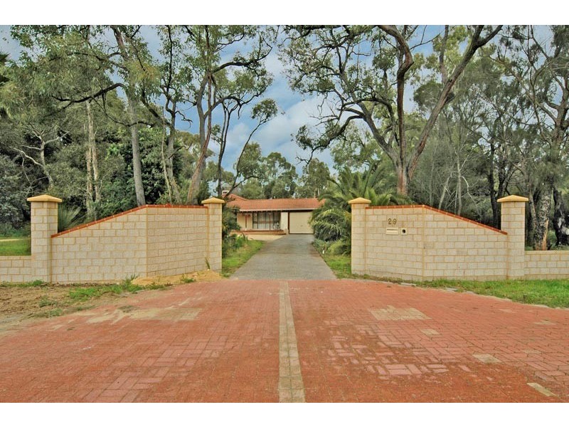 29 Bushland Retreat, Carramar WA 6031