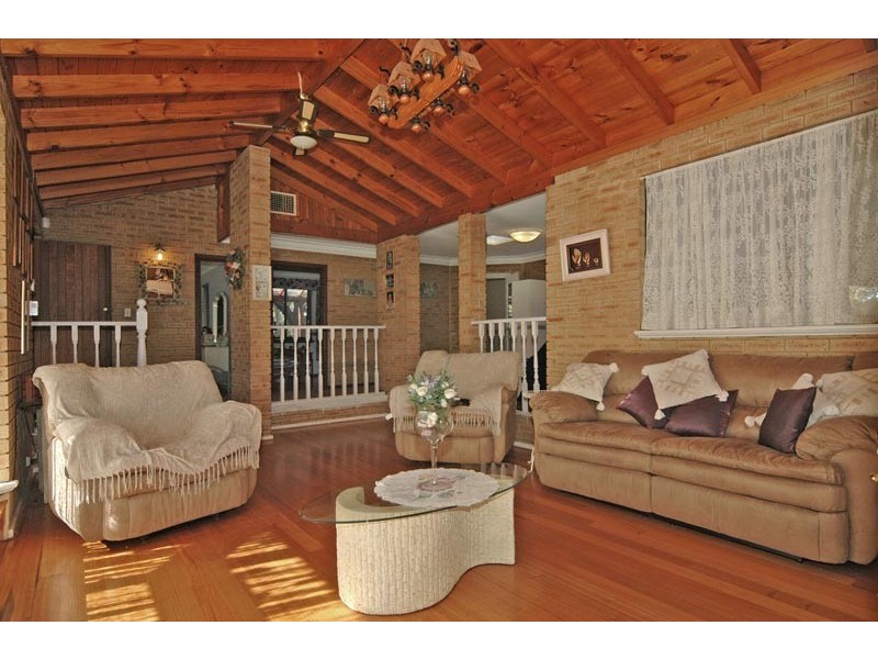 29 Bushland Retreat, Carramar WA 6031