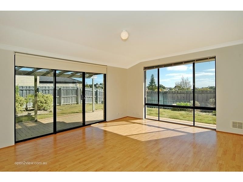 27 Mintaro Parade, Quinns Rocks WA 6030