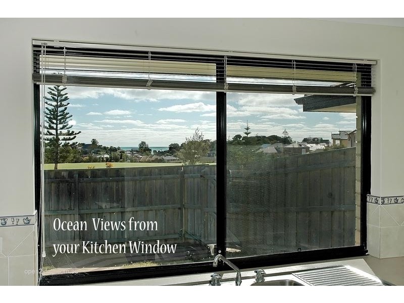 27 Mintaro Parade, Quinns Rocks WA 6030