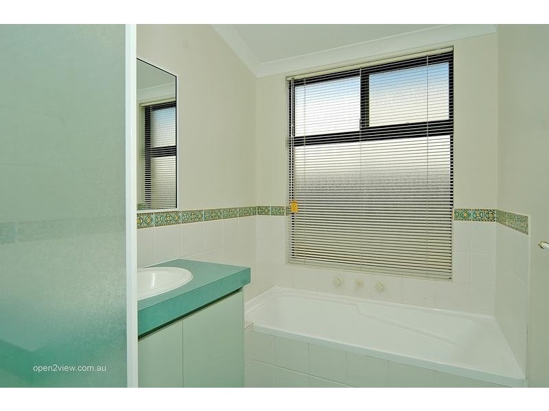 27 Mintaro Parade, Quinns Rocks WA 6030
