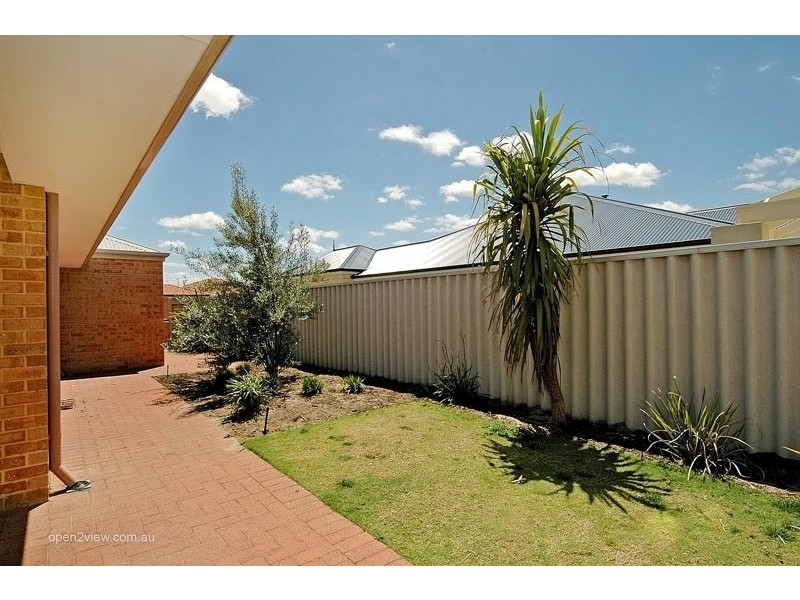 41 Colwyn Loop, Tapping WA 6065