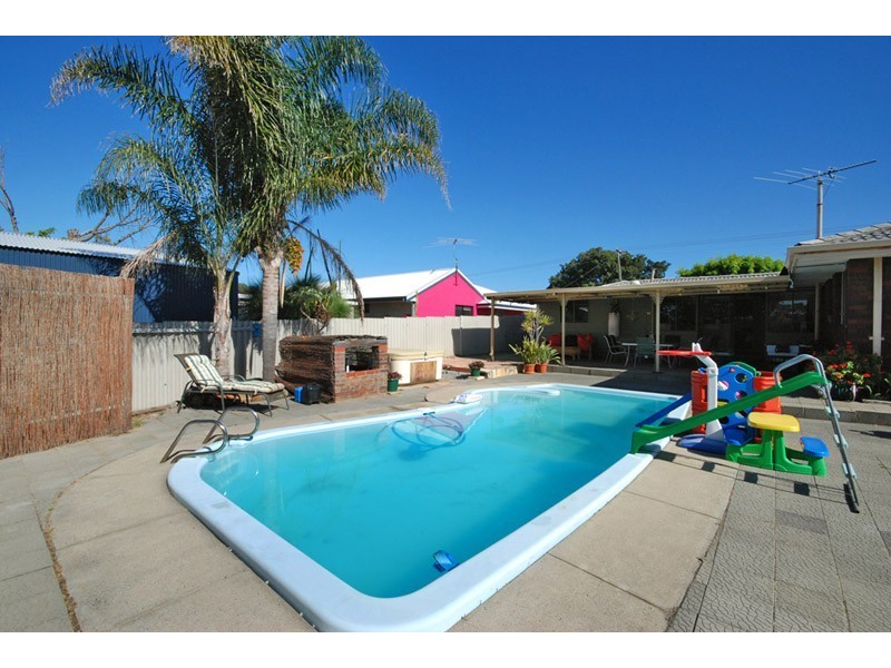 10 Readshaw Road, Duncraig WA 6023