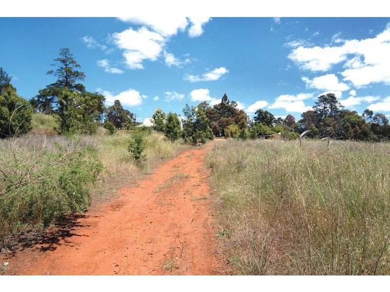 18 Moore Street, Balingup WA 6253