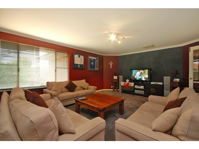 25 Santa Ana Mews, Currambine WA 6028