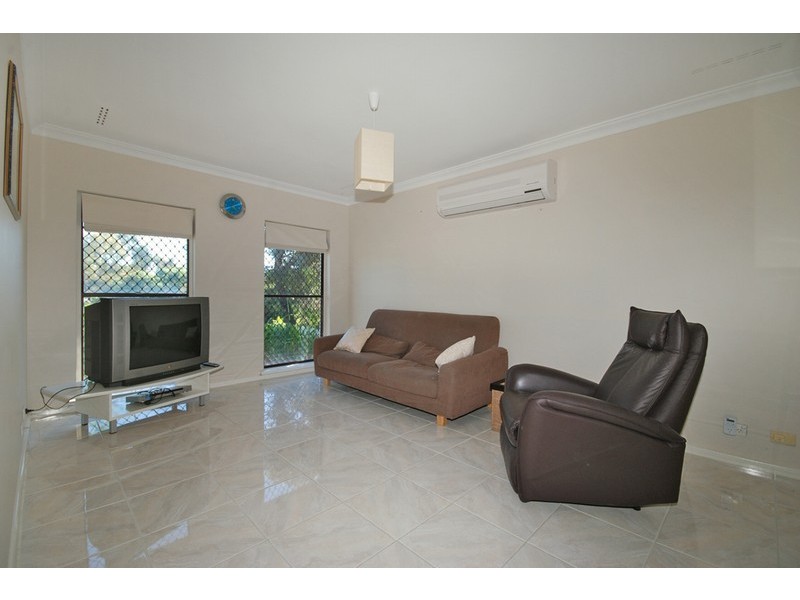 11 Idaho Place, Craigie WA 6025