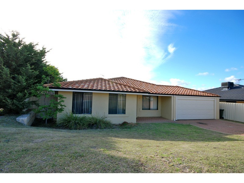 37 MacNaughton Crescent, Kinross WA 6028