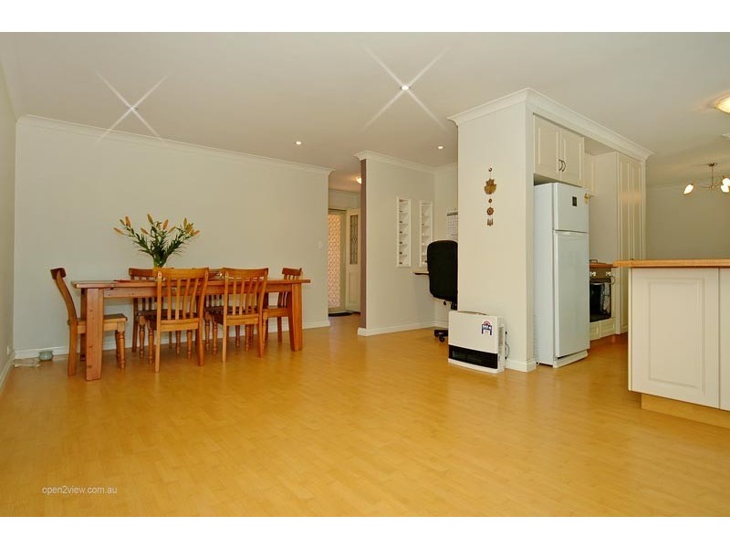 27 Wisteria Parade, Edgewater WA 6027