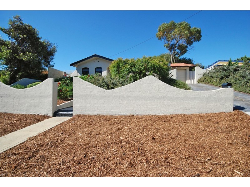 11 Idaho Place, Craigie WA 6025