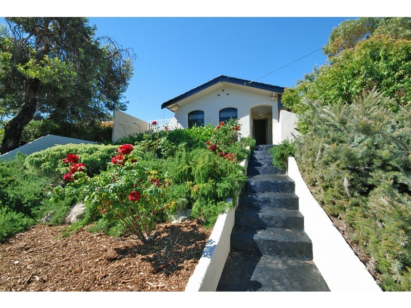 11 Idaho Place, Craigie WA 6025