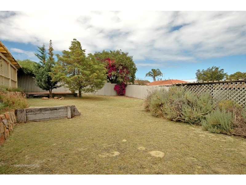 15 Lysander Drive, Heathridge WA 6027