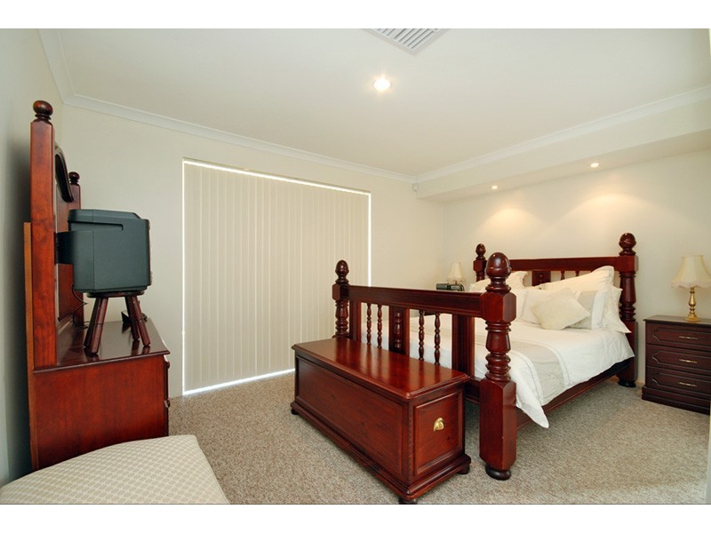 19 Westwind Place, Currambine WA 6028