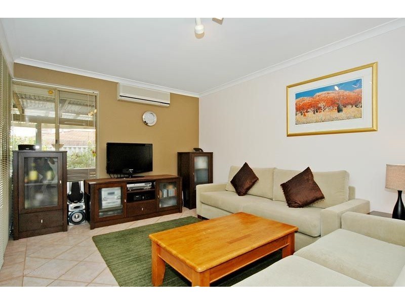 9B Wesbank Vista, Ocean Reef WA 6027