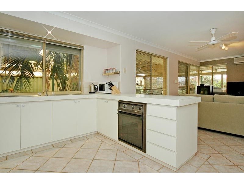 9B Wesbank Vista, Ocean Reef WA 6027