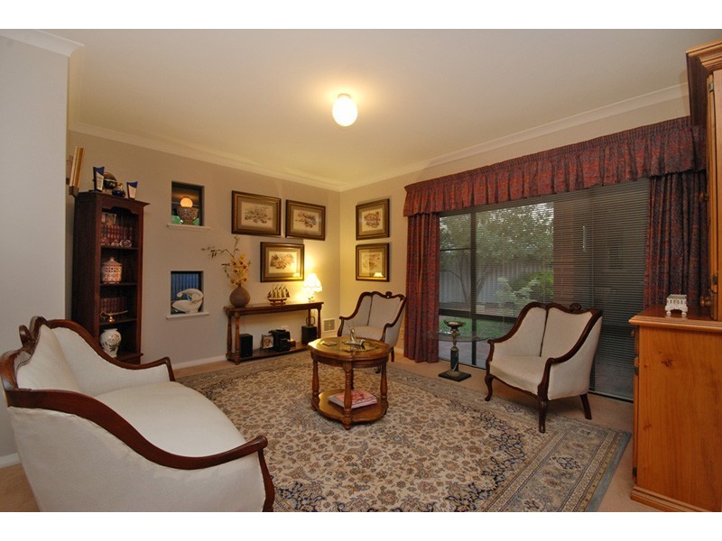 6 Lundy Court, Currambine WA 6028