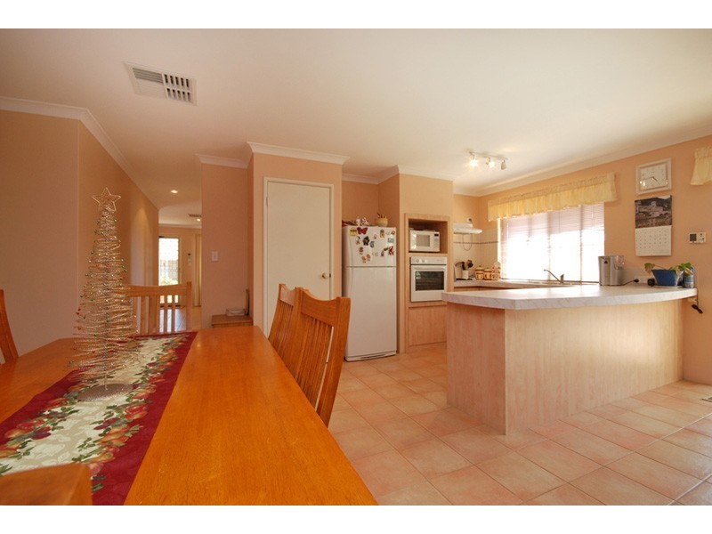 10 Adriatic Way, Currambine WA 6028