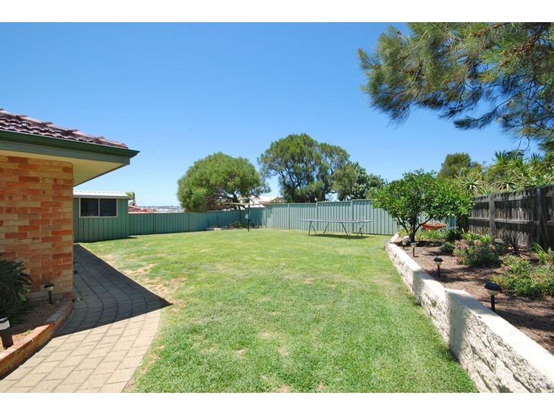 8 Sebago Court, Joondalup WA 6027