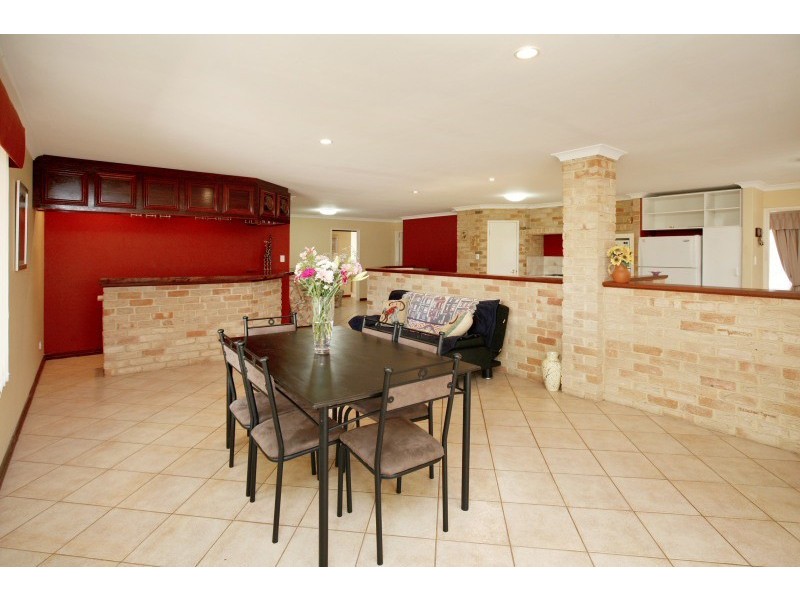 10 Geoff Russell Avenue, Kinross WA 6028