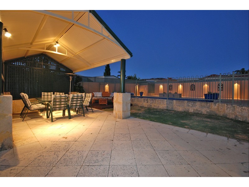 26 Canterbury Circle, Currambine WA 6028