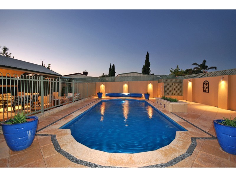 26 Canterbury Circle, Currambine WA 6028