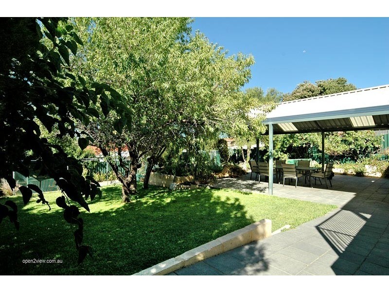 12 Dardanus Way, Heathridge WA 6027