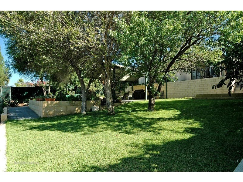 12 Dardanus Way, Heathridge WA 6027