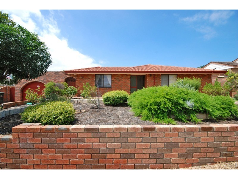 8 Ameer Way, Craigie WA 6025