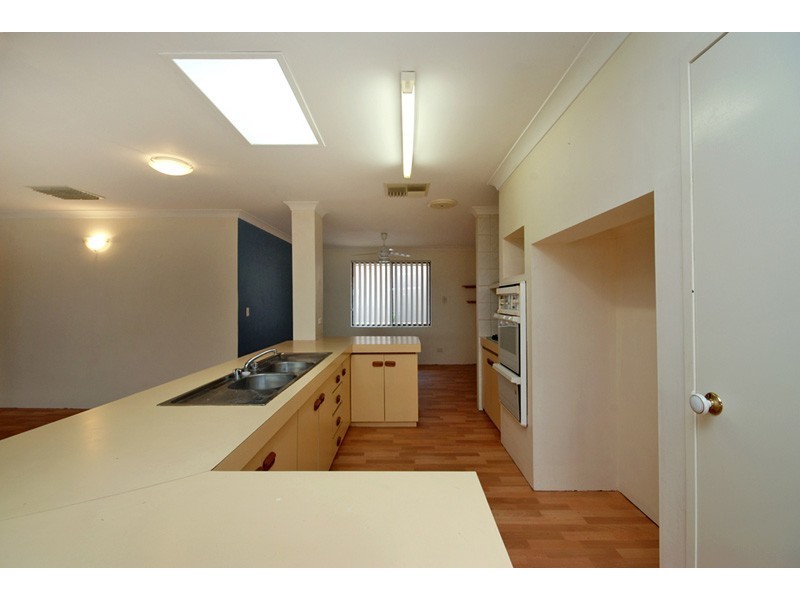 8 Ameer Way, Craigie WA 6025