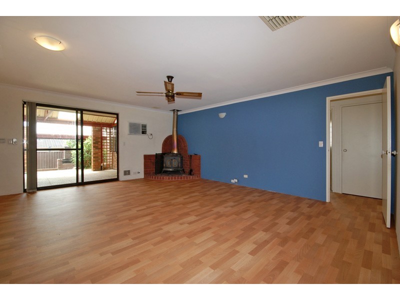 8 Ameer Way, Craigie WA 6025