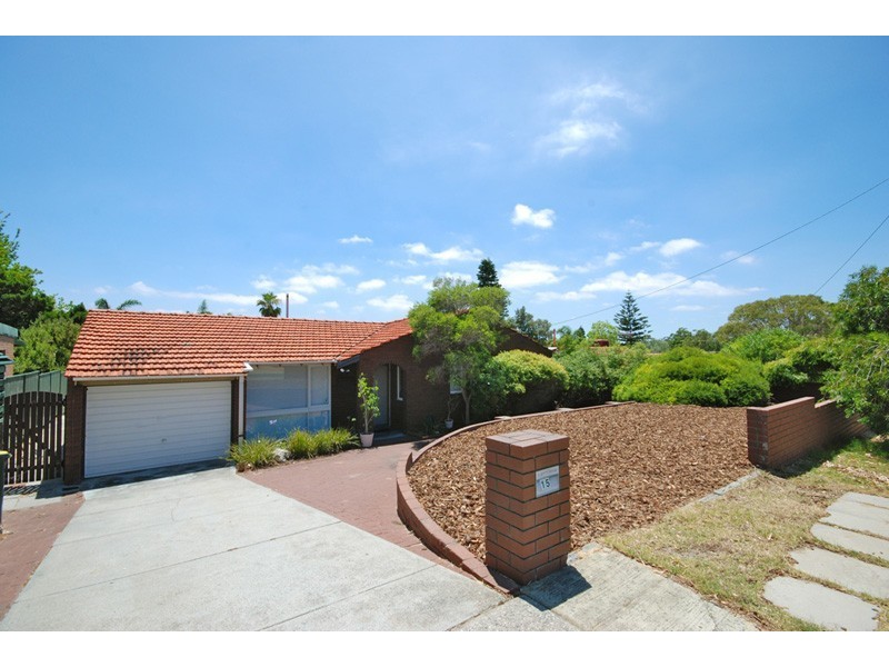 15 Beltana Road, Craigie WA 6025