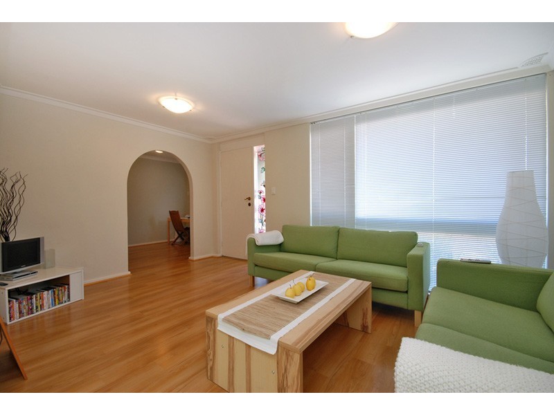 15 Beltana Road, Craigie WA 6025